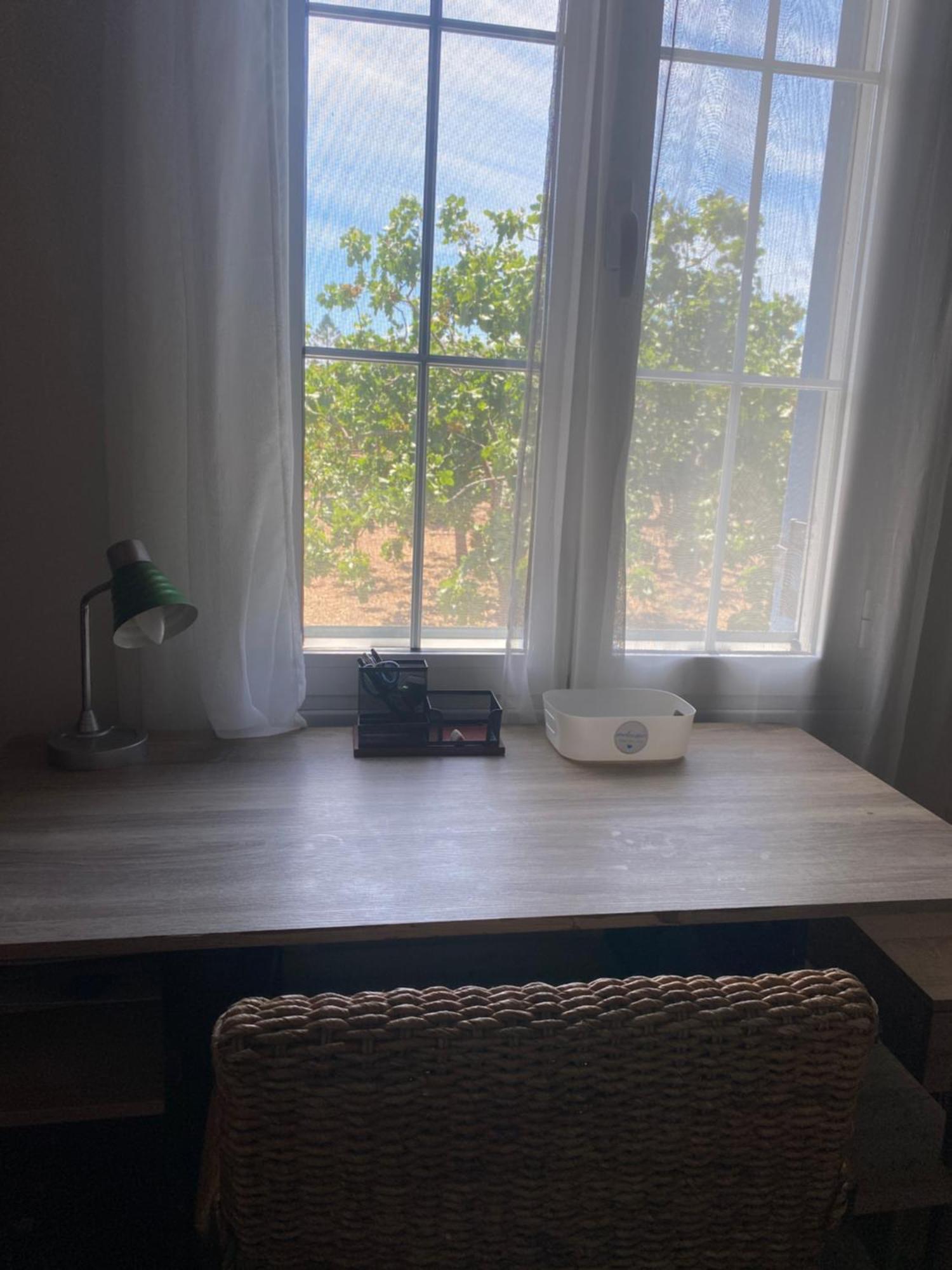 Villa Tzitzi Pistachio Khloi