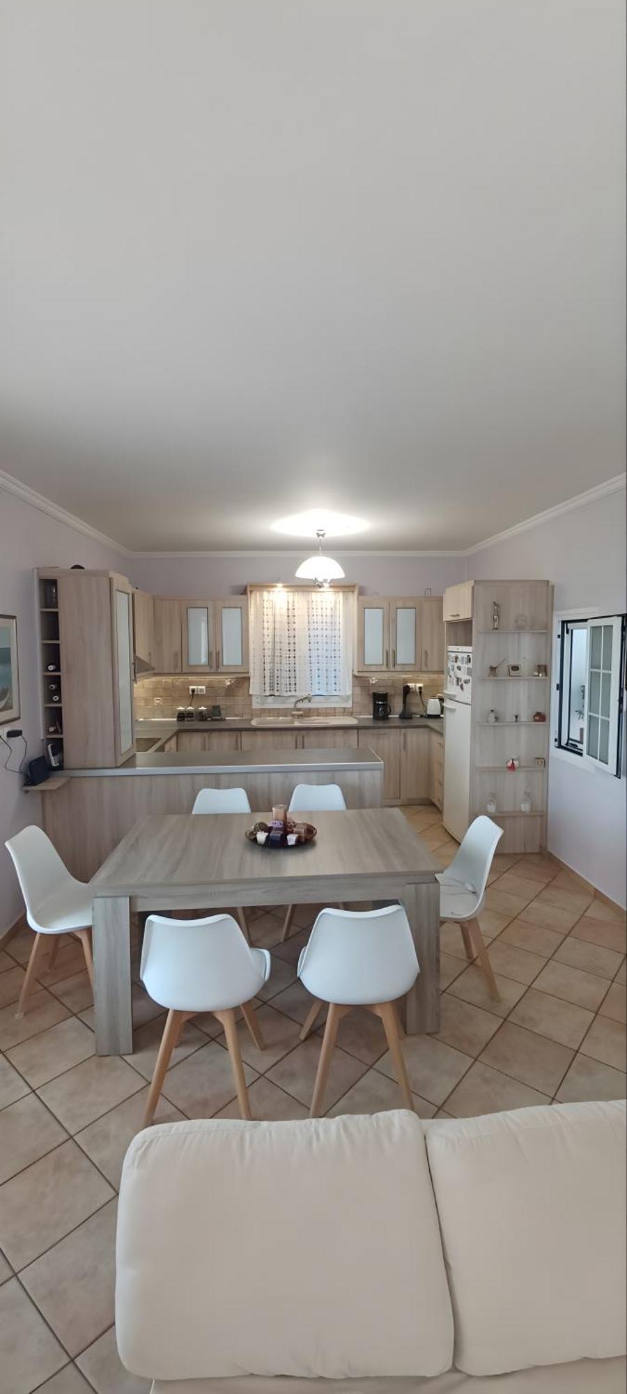 Tzitzi Pistachio Villa