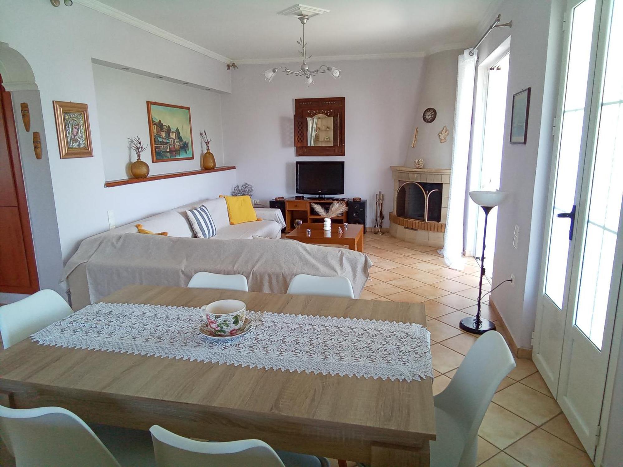 Villa Tzitzi Pistachio Khloi